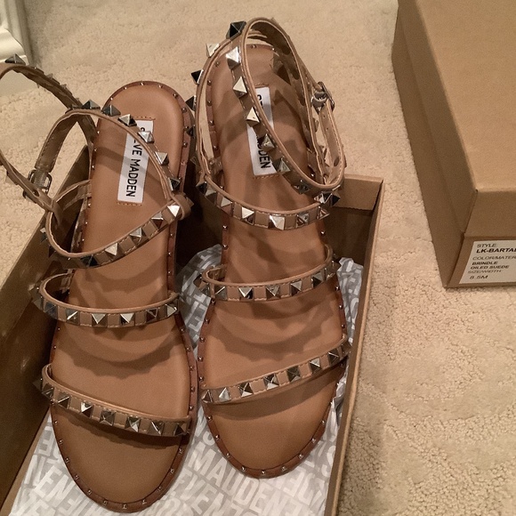 STEVE MADDEN TRAVEL TAN SANDALS SIZE 8.5 - Picture 2 of 4